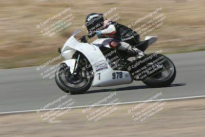 media/Apr-20-2025-AHRMA (Sun) [[393a79c373]]/Race/Group 3/Turn 4b/